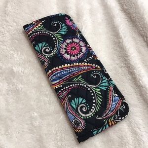 VERA BRADLEY HOT IRON CASE